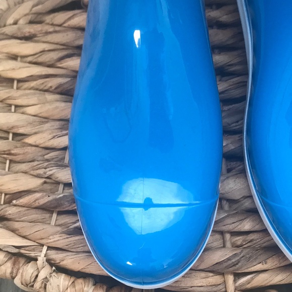 UGGS Brand New! Rain Boots - Picture 5 of 8